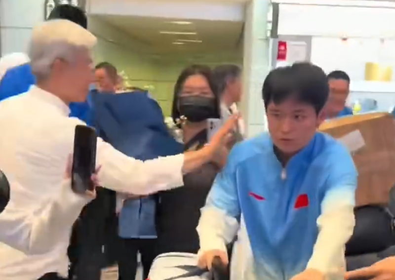 bw西汉姆联倡导永恒娱乐、快乐一生的终极愿景产品图片