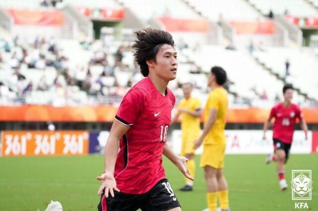bw西汉姆联倡导永恒娱乐、快乐一生的终极愿景介绍图片